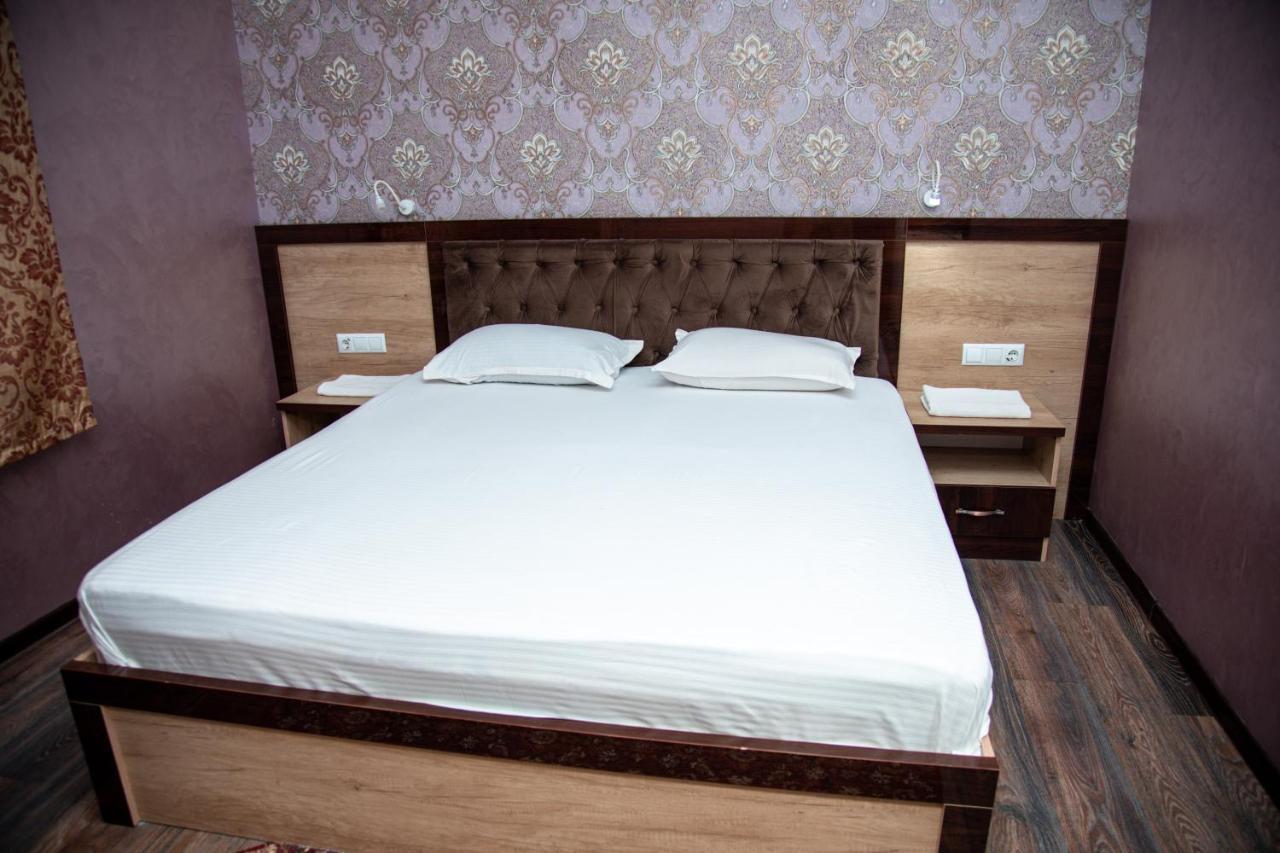 Armon Apart Hotel Khujand Ngoại thất bức ảnh