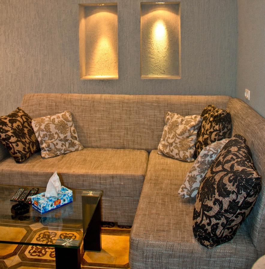 Armon Apart Hotel Khujand Phòng bức ảnh