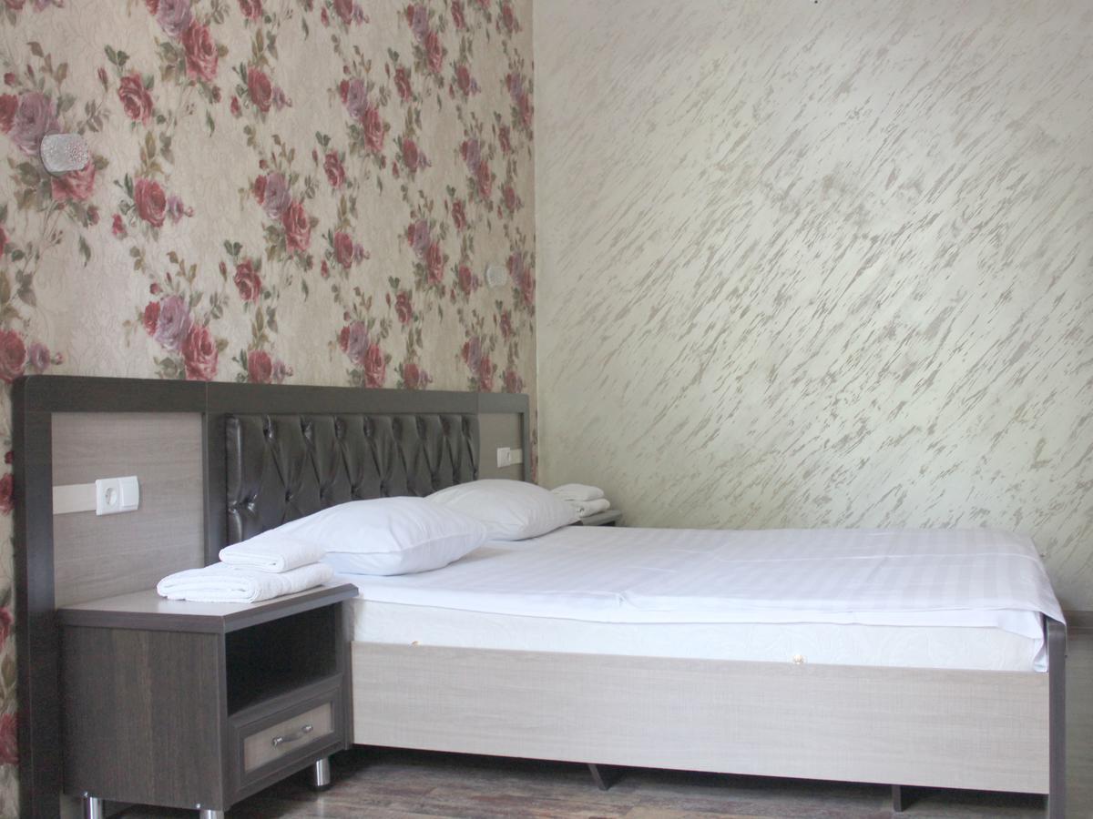 Armon Apart Hotel Khujand Ngoại thất bức ảnh