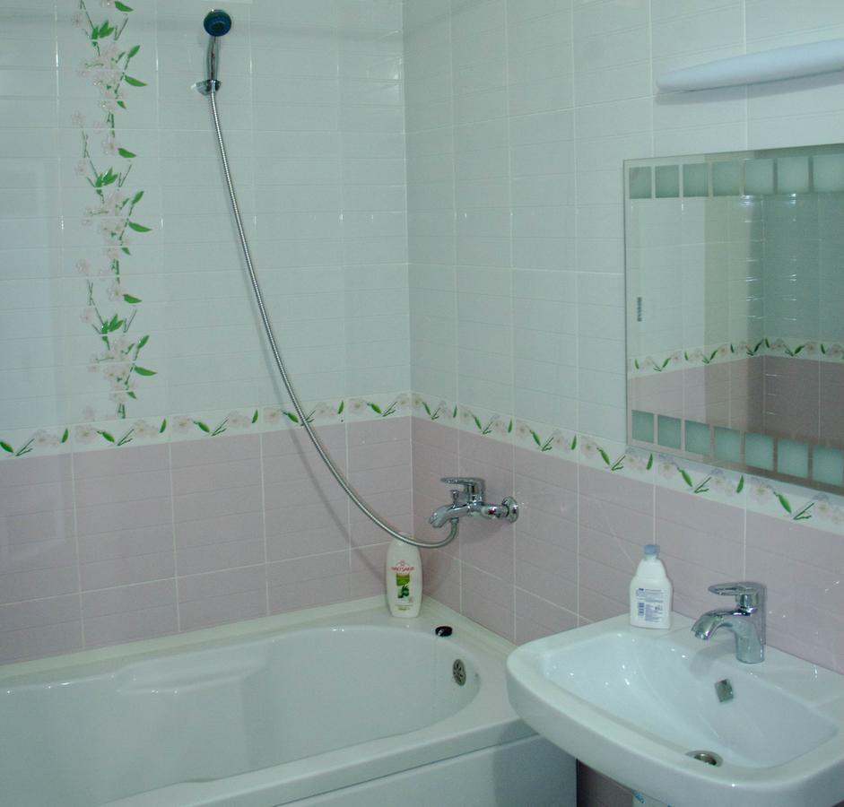 Armon Apart Hotel Khujand Ngoại thất bức ảnh